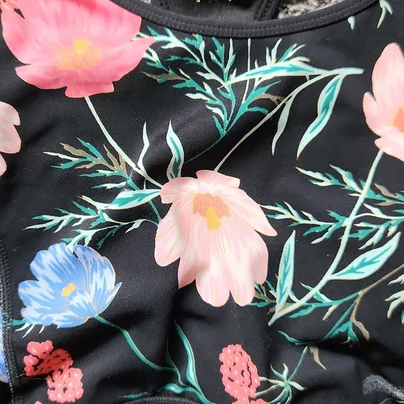 Kate Spade Floral Sports Bra - Picture 2 of 5